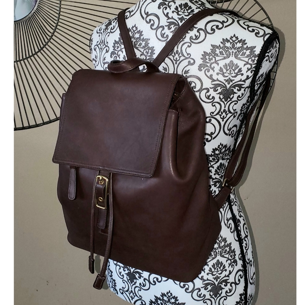 Coach 9827 Vintage Legacy West Hampton Mocha Leather Daypack/Backoack - Picture 3 of 12